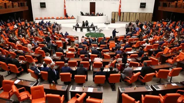TBMM'de "Fon Krizi" Tartışması: Muhalefetin Araştırma Önergeleri Reddedildi
