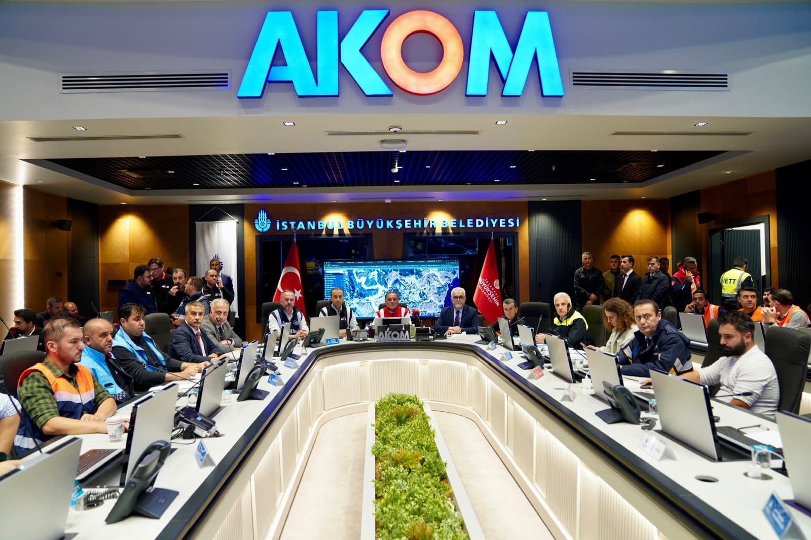 AKOM’da alarm durumu devam ediyor!