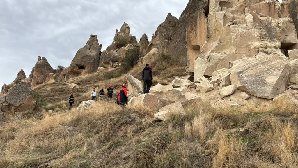 Nevşehir'de Sağanak Sonrası Facia! Peribacası Çöktü: 3 Hayatını Kaybetti, 5 Kişi Yaralandı