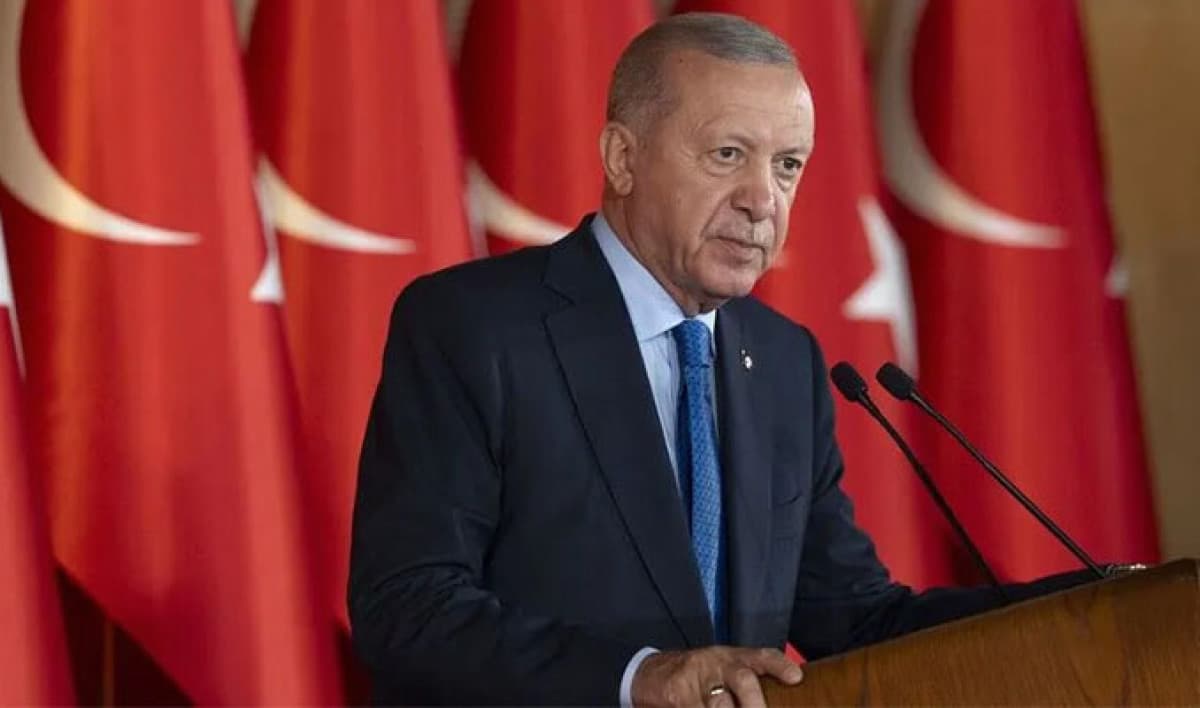 Cumhurbaşkanı Erdoğan, Şanlıurfa'da Fon Soruşturması Hakkında Konuştu: "Birinci Önceliğimiz Türkiye Ekonomisine Zarar Gelmesin"