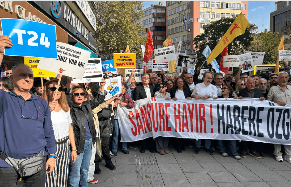 Gazeteciler 10 İlde Sokaklarda: “Sansüre Hayır, Habere Özgürlük!”
