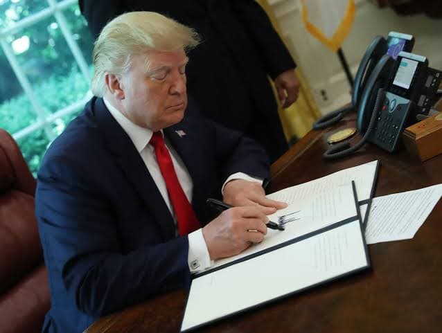 Trump-Putin Yakınlaşmasında Yeni Safha: Yeni Rusya Yaptırımlarına Durdurma