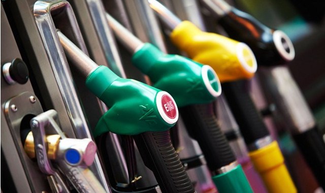 Benzine 15, motorine 13 kuruş zam…