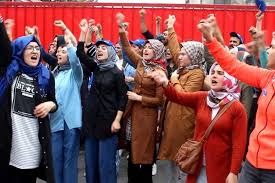 DİSK-AR Raporu: Ekonomik bunalımın bedelini emekçi ödüyor