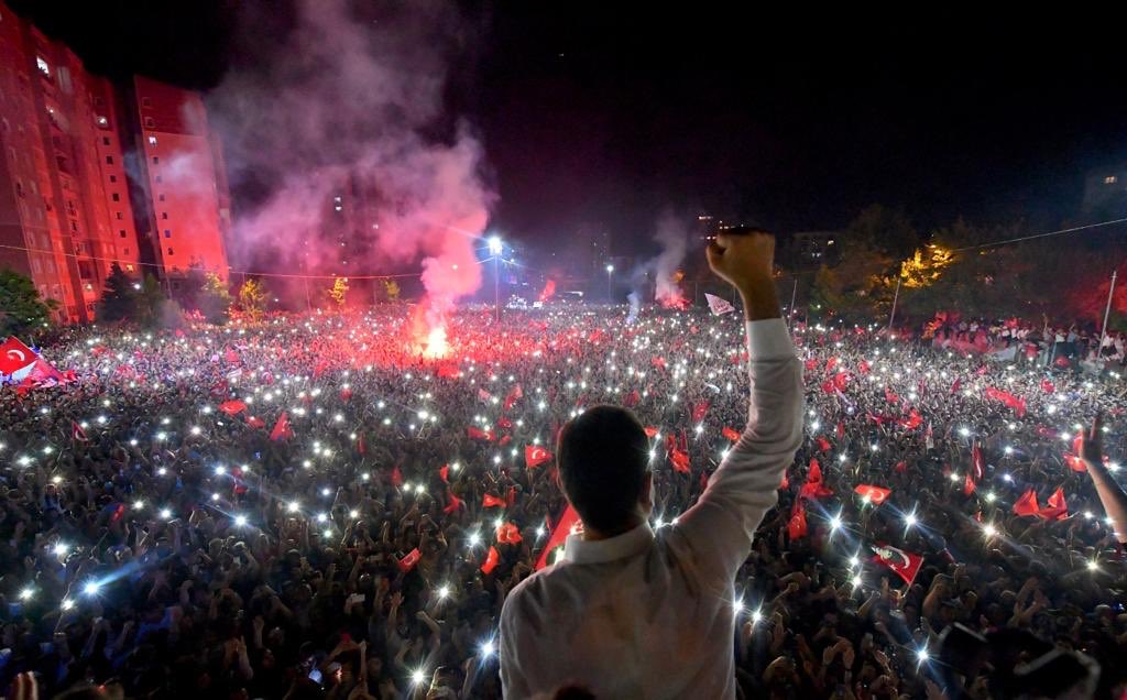 Piar Araştırma’nın anketine göre İmamoğlu’nun oy oranı yüzde 44.5, Erdoğan’ın yüzde 39.7