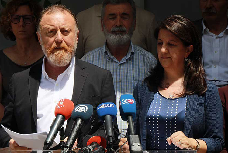 HDP eş genel başkanlarına soruşturma açıldı