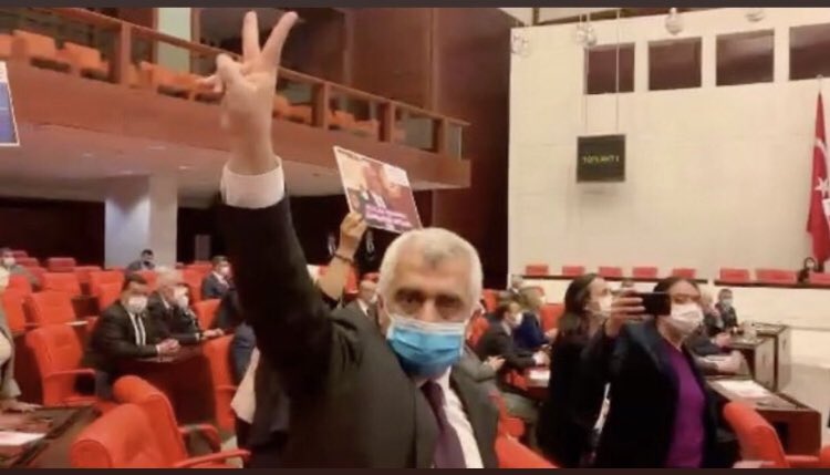 Demokrasiye bir darbe daha: Ömer Faruk Gergerlioğlu’nun milletvekilliği düşürüldü