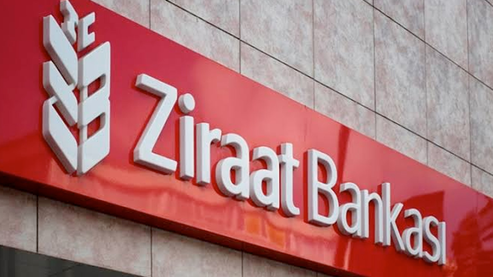 İddia: Ziraat Bankası KOBİ’lere kredi vermek için en az bir Suriyeli ya da mülteci çalıştırma şartı arıyor