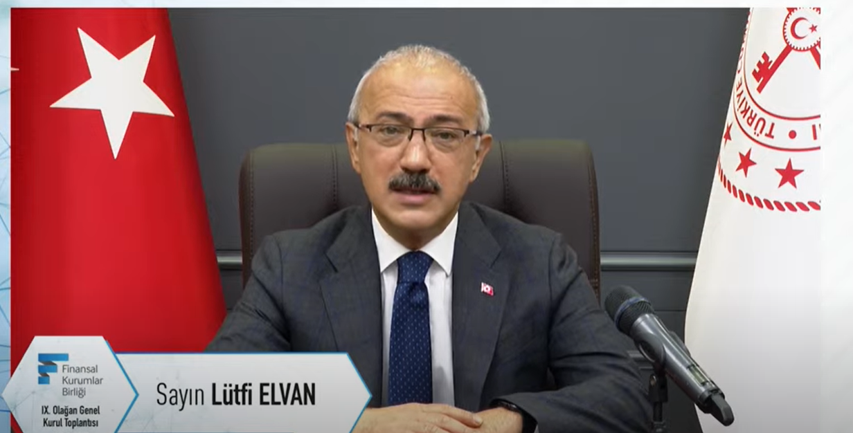 Hazine ve Maliye Bakanı Elvan: “Ekonomi iyiye gidiyor”