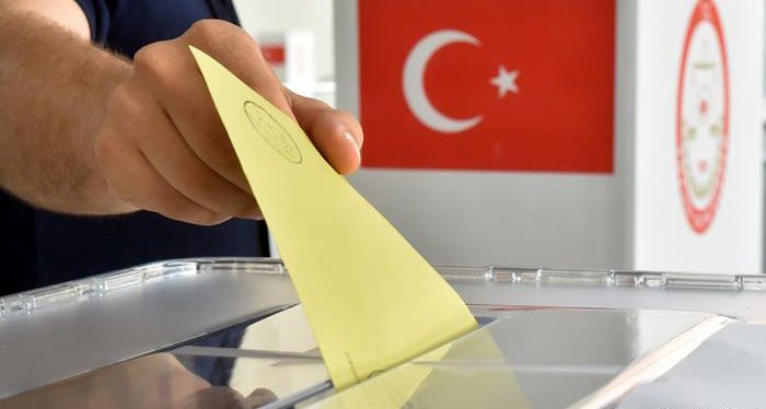 Yeniçağ yazarı Uğuroğlu: Bahçeli, erken seçim için resmî adımı attı