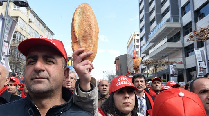 YENİLEME (24 Kasım gecesi gösteriler) DİSK hayat pahalılığına karşı sokağa çıkıyor: Kara kışı işçi baharına çevirelim