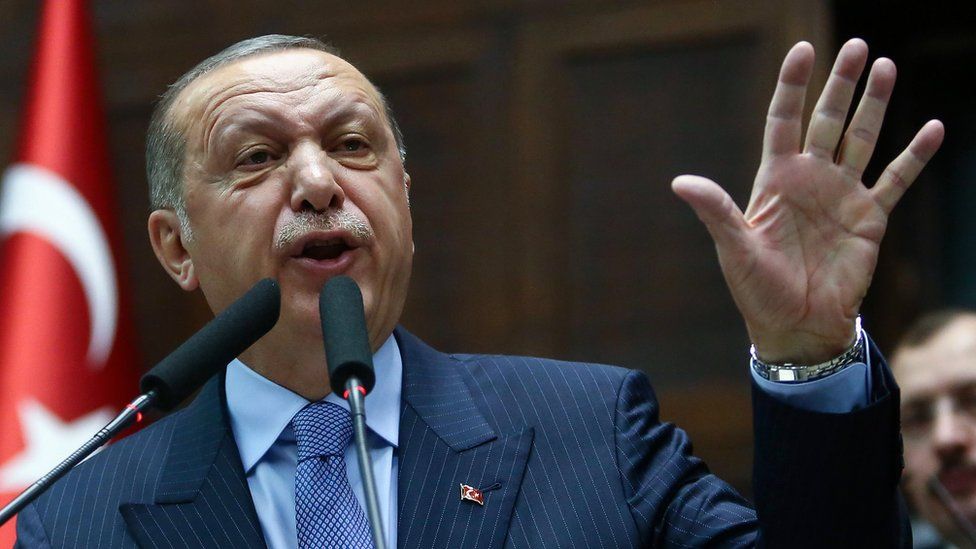 Erdoğan: Ne soğana ne patatese liderinizi kurban etmezsiniz