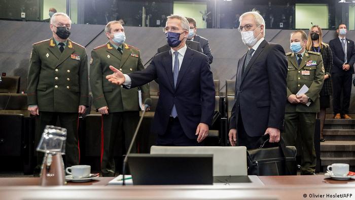 NATO-Rusya Konseyi artan gerginlikle bitti-Ukrayna ana sorun