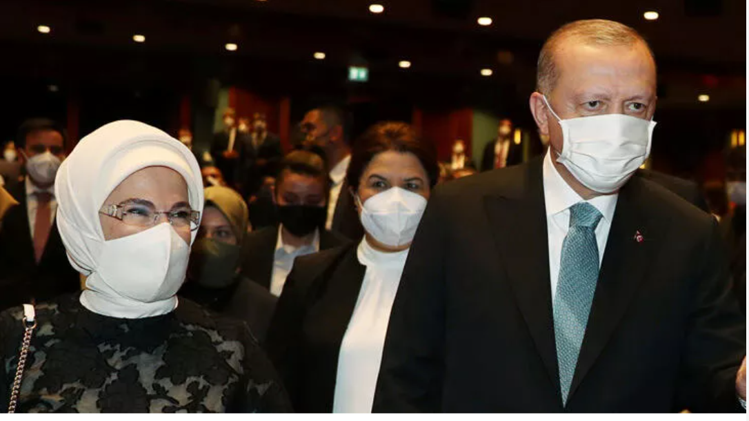 YENİLEME: Başkan ve Emine Erdoğan’a Covid-19 teşhisi