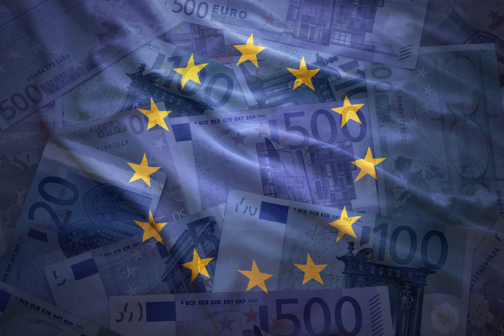 ECB anketi: Euro Bölgesi’nde yüksek enflasyon ve ekonomik daralma bekleniyor