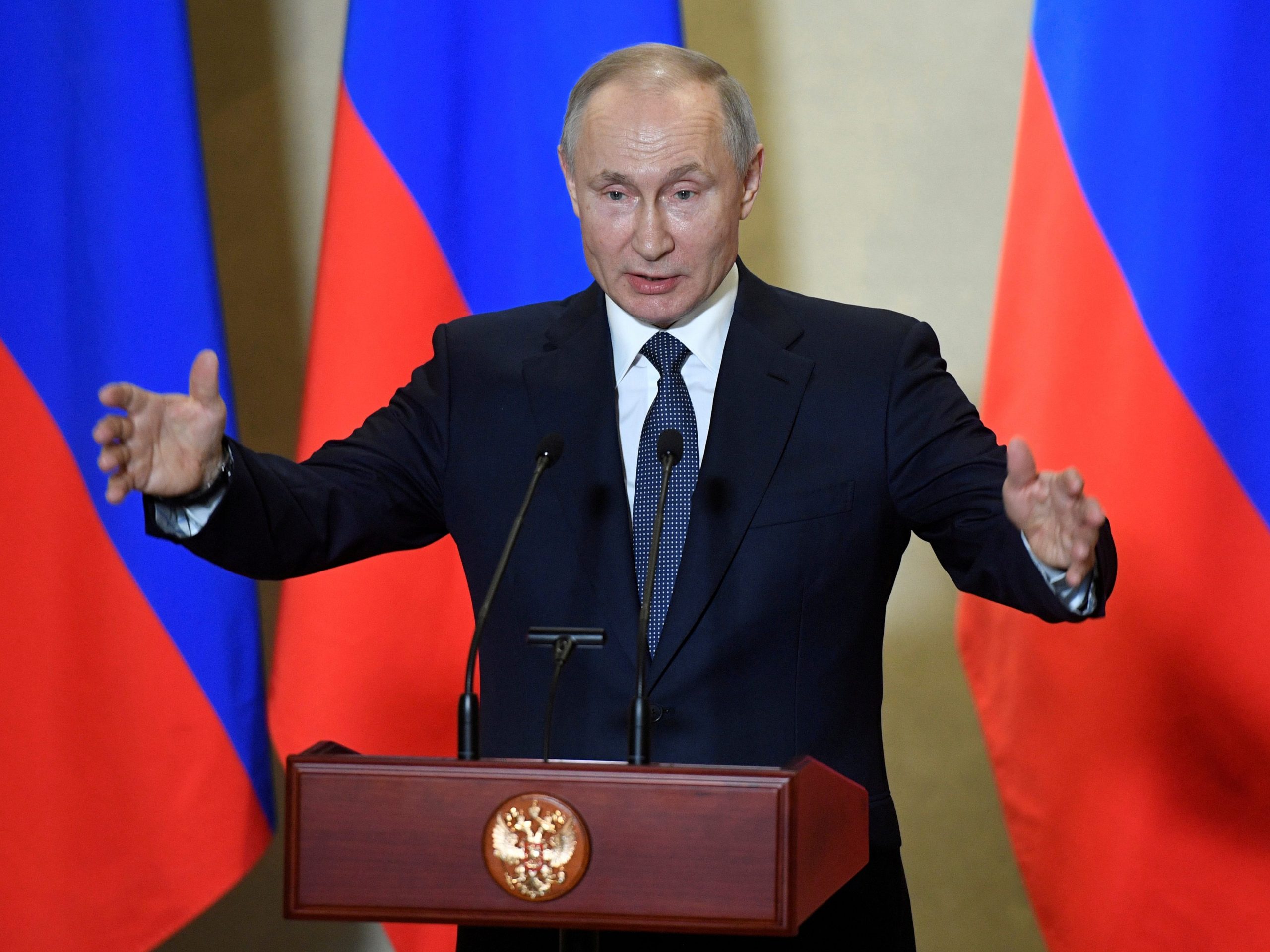 Putin doğalgaz ödemelerinde rubleye döneceğiz dedi petrol yüzde 5 arttı