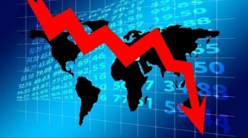 IMF büyüme tahminlerini aşağı enflasyon tahminlerini yukarı güncelledi: Dünya küresel bir durgunluğun eşiğinde sallanıyor