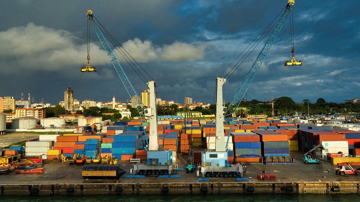 Aralık’ta ihracat yüzde 3, ithalat yüzde 12,2 arttı