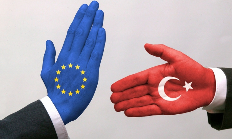 AB ve Türkiye Mali Çerçeve Ortaklık Anlaşması’nı imzaladı