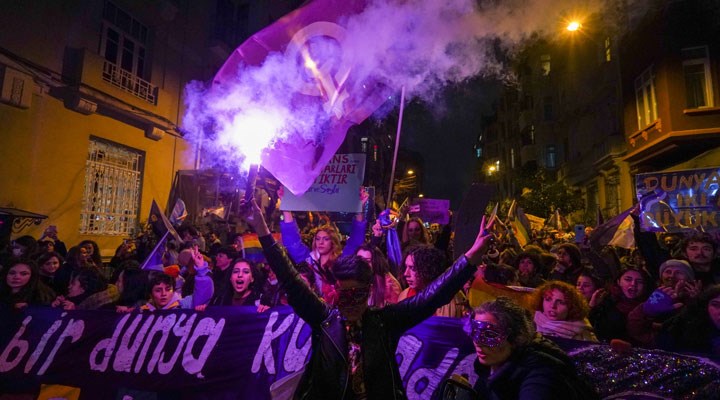 Beyoğlu Kaymakamlığı, ‘Feminist Gece Yürüyüşü’nü yasakladı: Kadınlar vazgeçmiyor