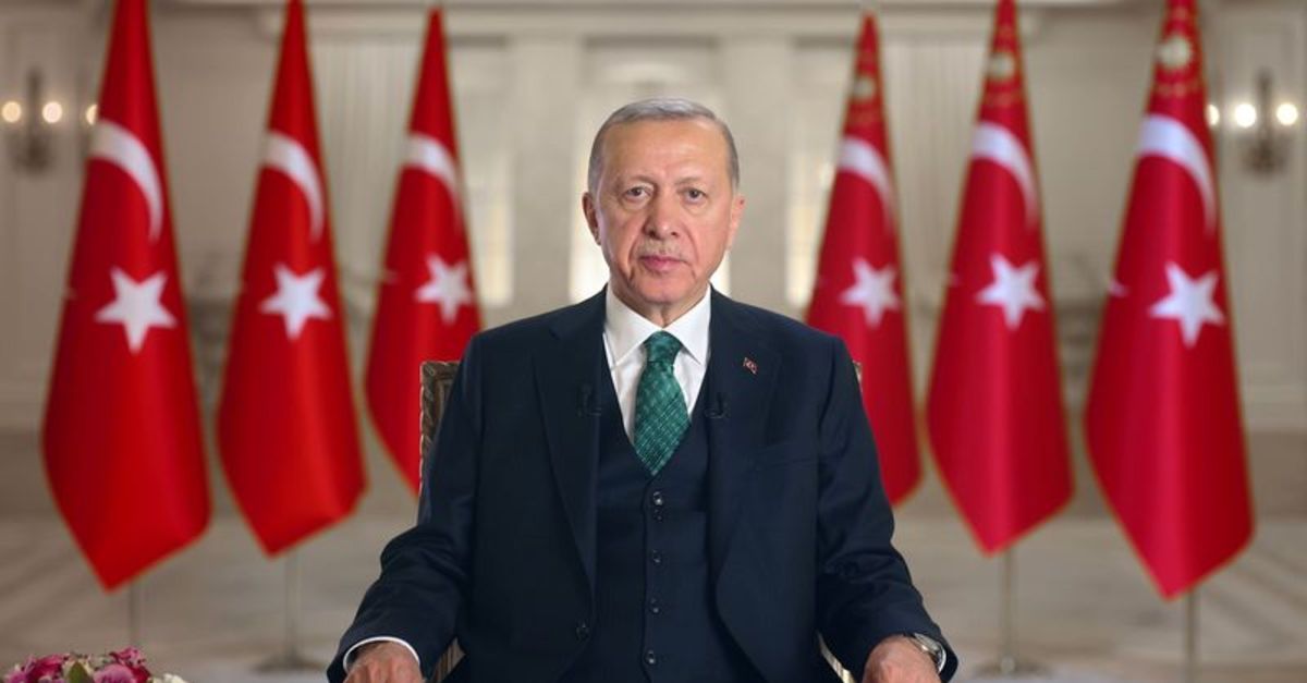 Erdoğan Geleneği Bozdu… Sonuçları İstanbul’dan Değil Ankara’dan İzleyecek! Ne Anlama Geliyor?
