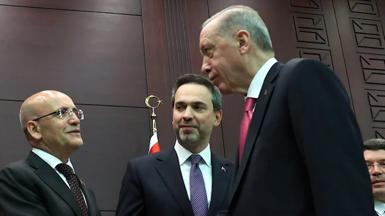 Reuters’tan Bakan Şimşek Yorumu… “Erdoğan Ekonomide U Dönüşü Sinyali Veriyor”
