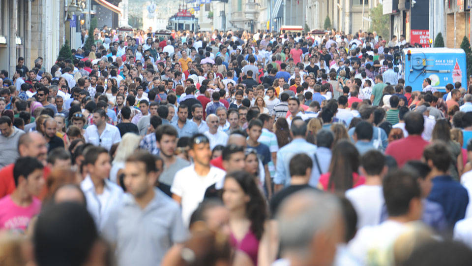 Türkiye’de yalnız yaşayanların sayısı 5.2 milyon oldu
