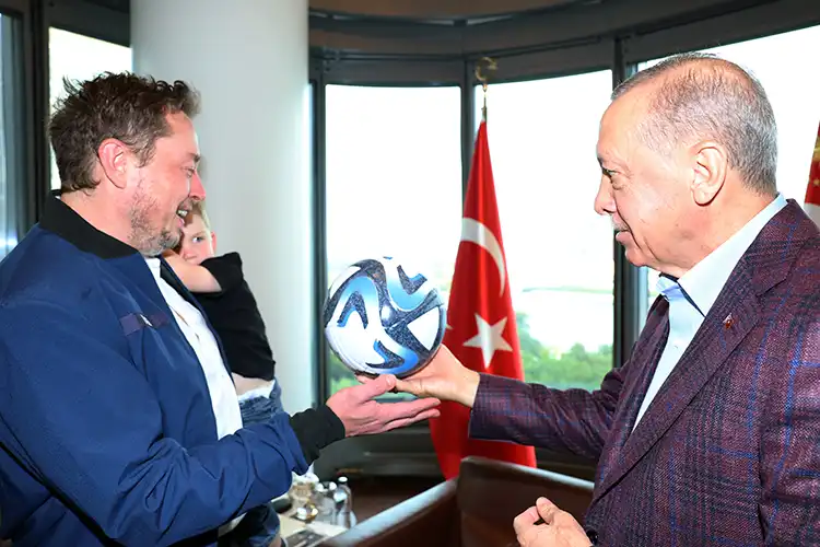 Cumhurbaşkanı Erdoğan, Elon Musk ile ne konuştu? Yaptığı teklif gündem oldu!
