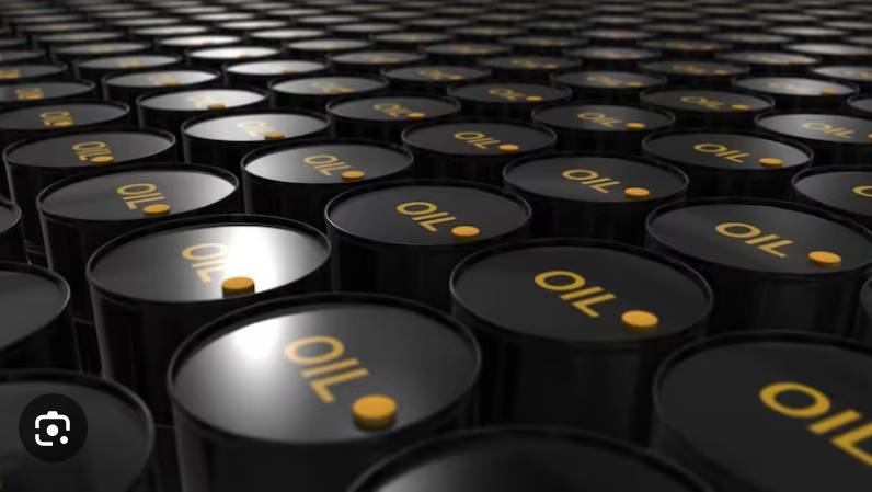 IEA: Küresel petrol talebi bu yıl zayıf bir hızda artacak