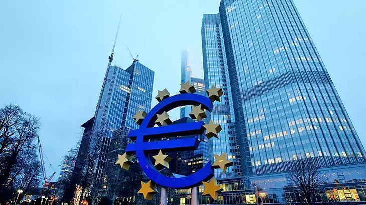 ECB anketine göre enflasyon 3 yıl daha hedefin üzerinde kalacak