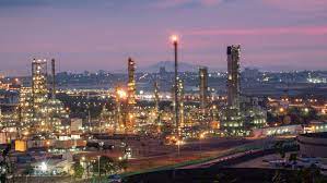 Suudi Arabistan ekonomisi petrol kesintilerinin etkisiyle pandemiden bu yana en sert oranda daraldı