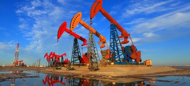 Rusya’dan petrol üretimini azaltın talimatı