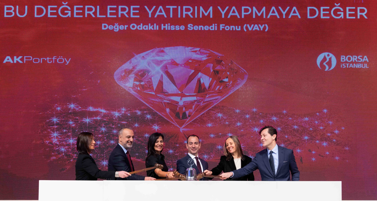 Türkiye’nin ilk Değer Odaklı Hisse Senedi Fonu Ak Portföy’den: ‘VAY’