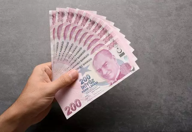 Merkez Bankası eski başekonomisti yeni asgari ücrete ilişkin hesap yaptı