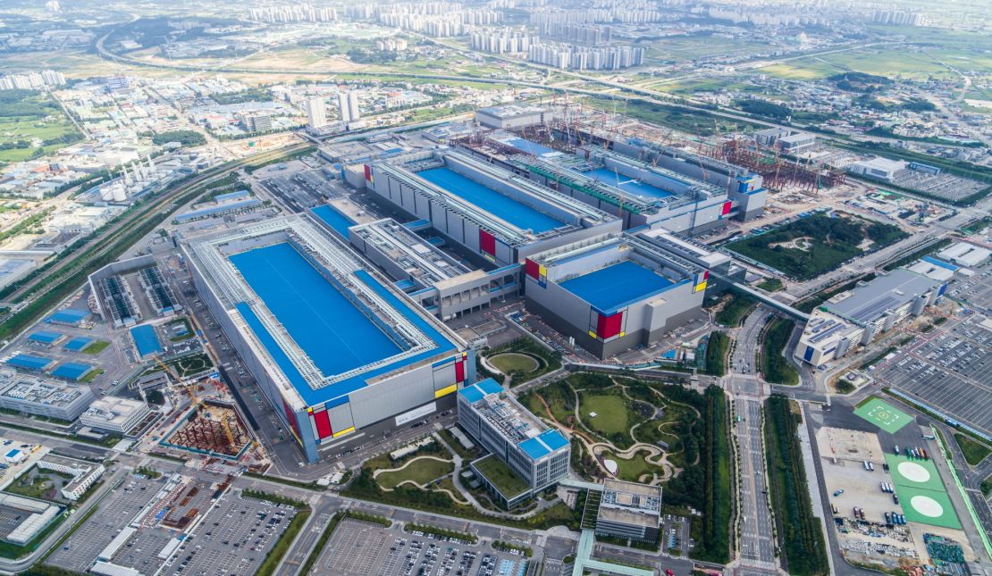 Güney Kore 400 milyar dolarla dünyanın en büyük çip üretim tesisini kuruyor