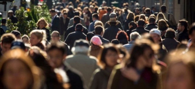 Dünyanın yeni nüfusu kaç oldu? 2024 yılı başı itibarıyla dünyada kaç milyar insan var?