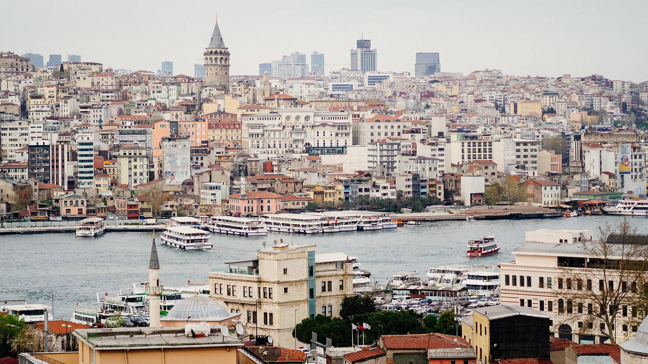 KONDA İstanbul’un anatomisini çıkardı: “Geleneksel muhafazakar” azalırken, “modernlerin” sayısı artıyor