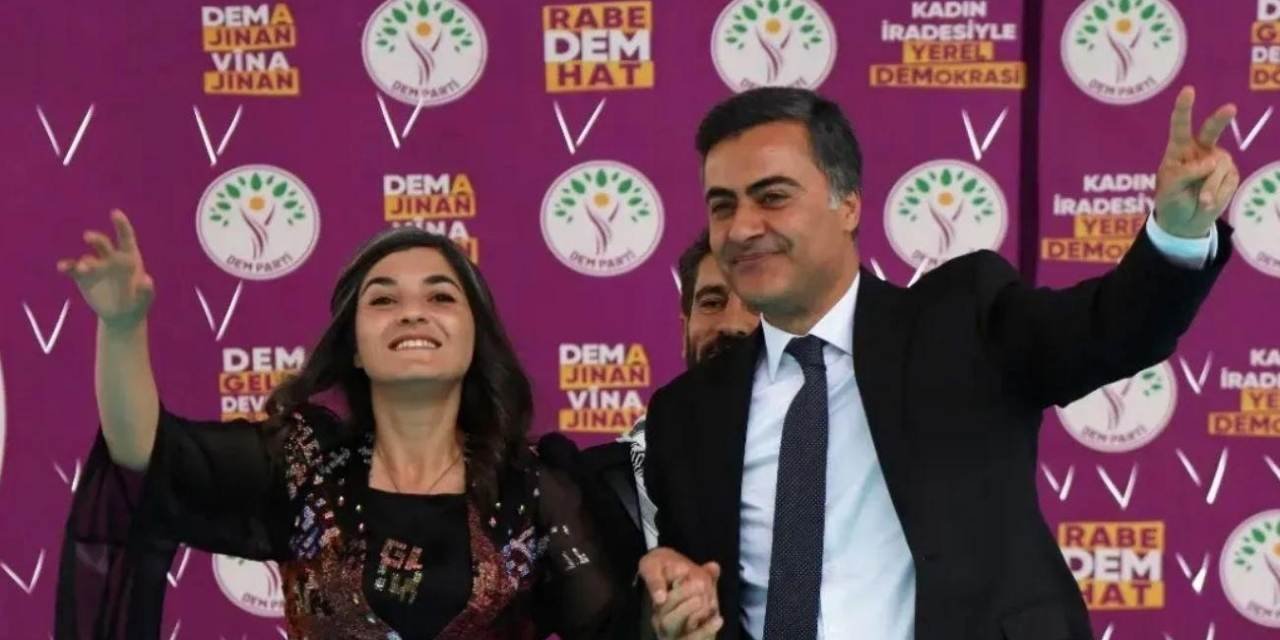 YSK, Van’da DEM Partili Abdullah Zeydan’ın başkanlığını iade etti