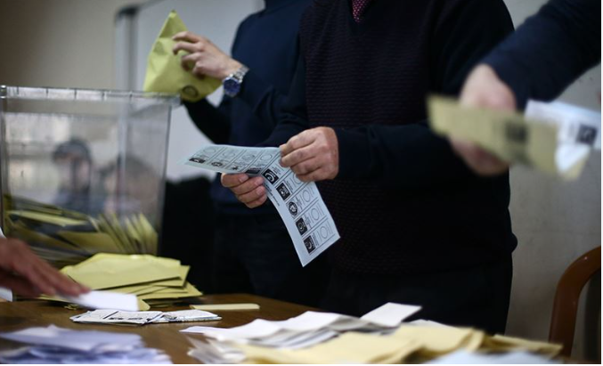 Metropoll anketi: CHP arayı açıyor