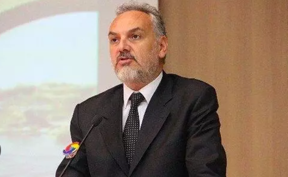 Burak Arzova yazdı: Bir Dertleşme Yazısı