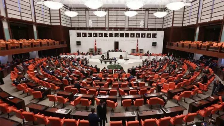 Meclis gündemi yoğun! Acil çağrı merkezleri ve uluslararası anlaşmalar masada