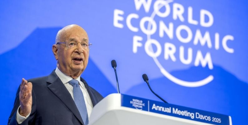 Bir Devir Sona Erdi: Klaus Schwab Görevi Bıraktı