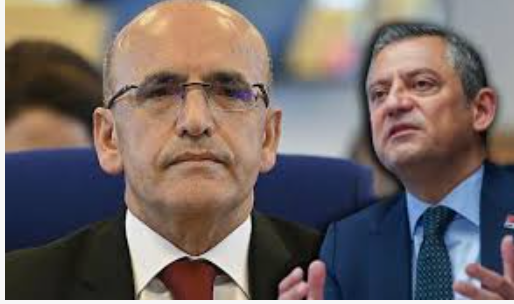 Özgür Özel Dalga Geçti: “Mehmet Şimşek’e Odunla Vuruyorlar”