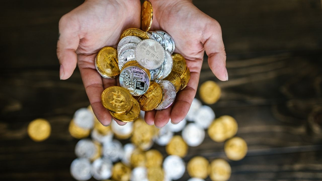 Altın, gümüş ve platin yükseldi! Paladyum düştü