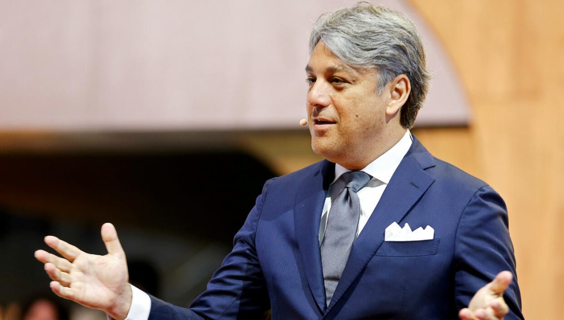 Renault CEO’su Luca de Meo İstifa Etti: Yeni Görevi Lüks Moda Devinin Zirvesi