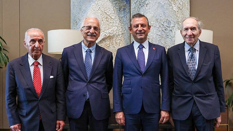 CHP’nin Üç Eski Genel Başkanından Ortak Bildiri: Özel’in Yanında Dimdik Durulmalı