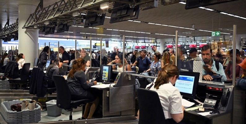 Avrupa’da Havalimanlarına Yönelik Siber Saldırı: Uçuşlarda Gecikme ve İptaller Yaşanıyor
