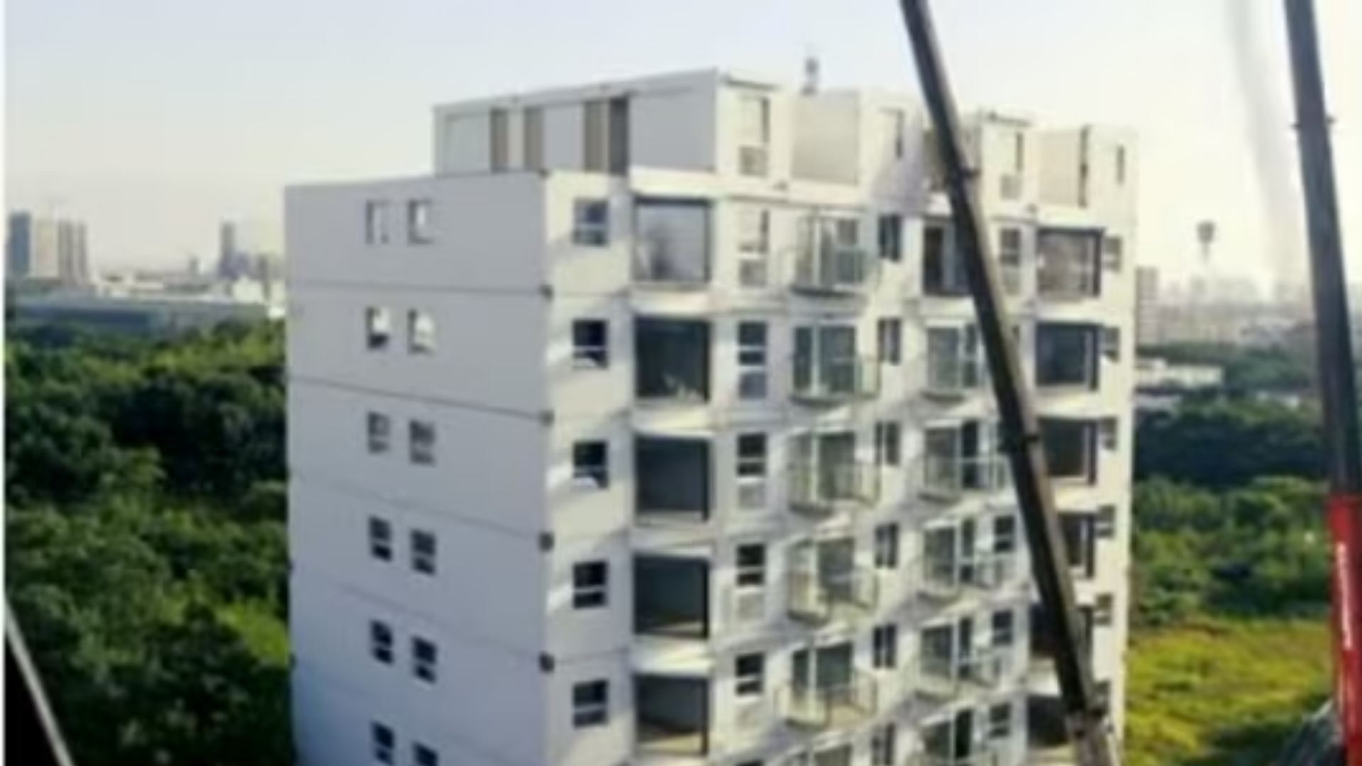 Çinlilerin İnşaatta Yeni Rekoru: 10 Katlı Binayı 28 Saat 45 Dakikada İnşallah Ettiler