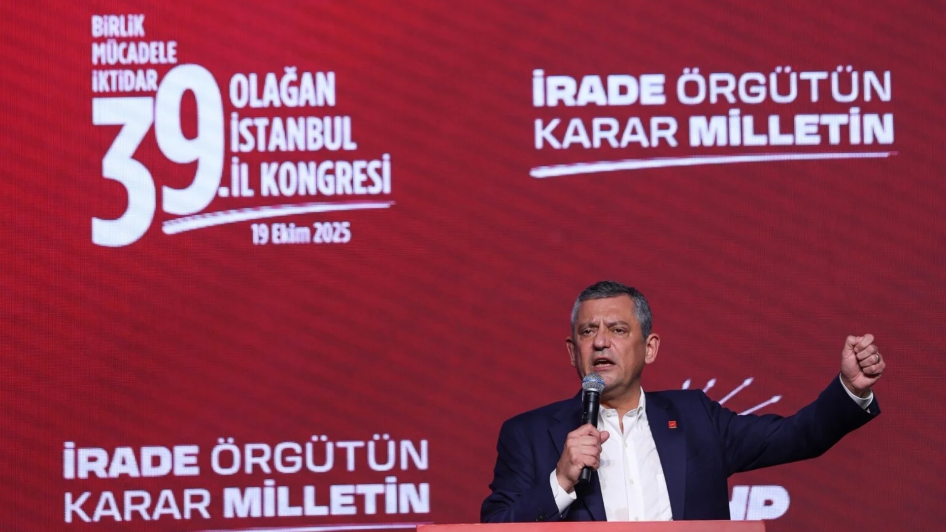 CHP 39. Olağan İstanbul İl Kongresi’nde Özgür Özel’den Dikkat Çeken Açıklamalar