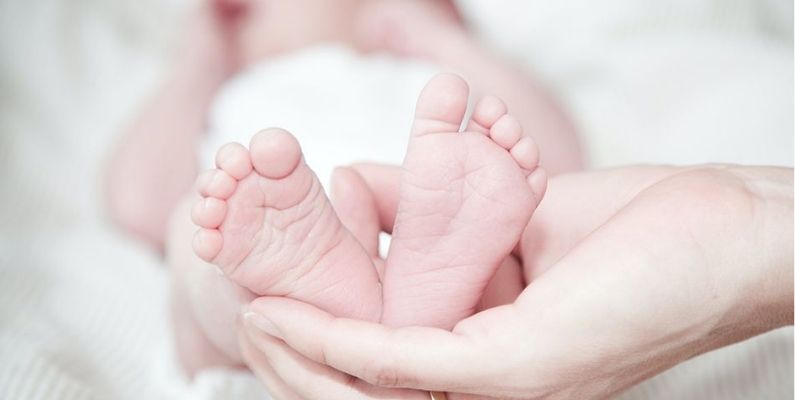 İşçi ve Memura Eşit İzin Hakkı: Doğum İzni 24 Haftaya, Babalık İzni 15 Güne Çıkıyor